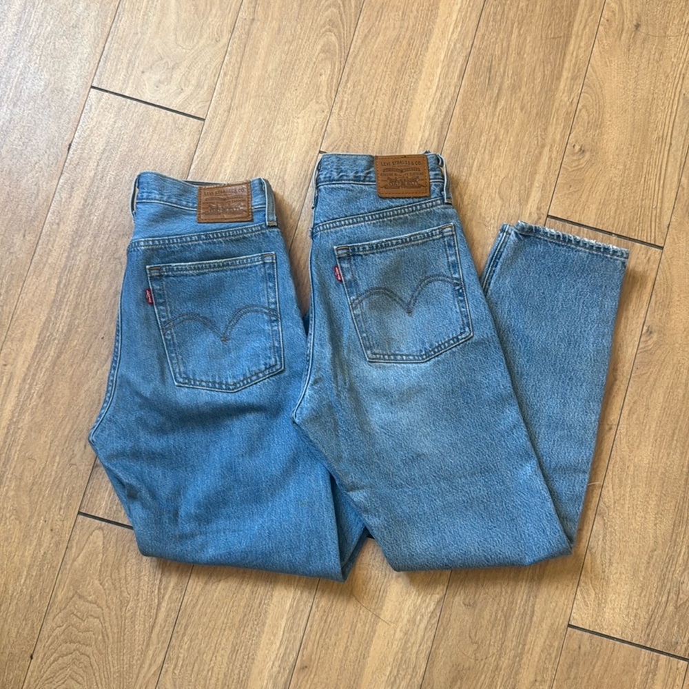 LEVI’S Bundle GUC Wedgie Denim Distressed Jeans Size 26